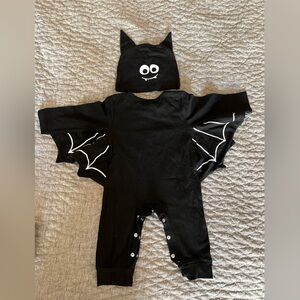 Baby Bat Costume Black Romper with Wings and Beanie